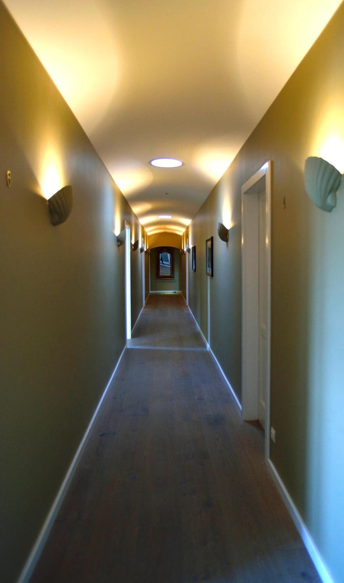 Liszkay Borkuria Hotel Monoszlo Bagian luar foto