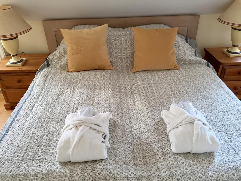 Liszkay Borkuria Hotel Monoszlo Bagian luar foto