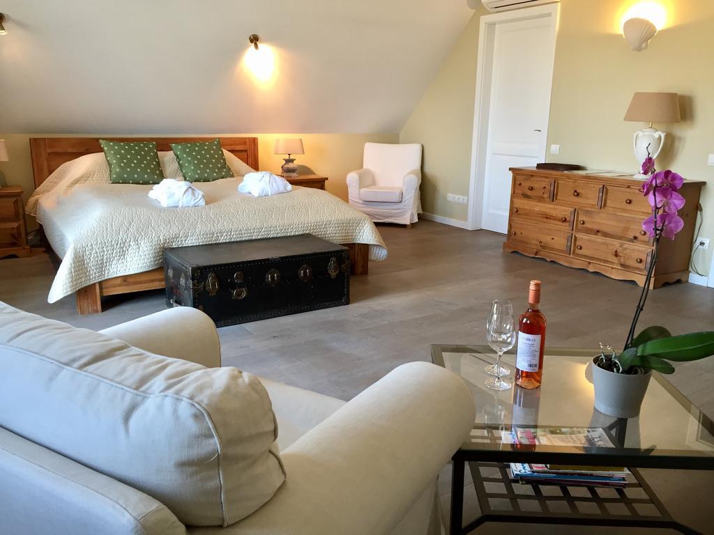 Liszkay Borkuria Hotel Monoszlo Bagian luar foto